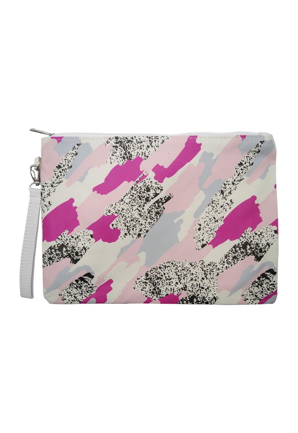 Cosmetiquero estampado manchas