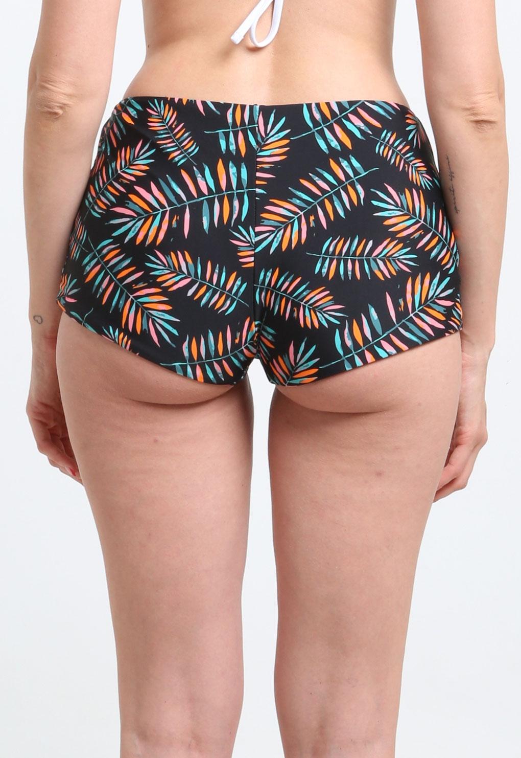 High-waisted green printed hot pants