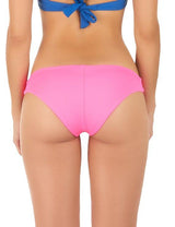 Bikini calzón clásico con pinza fucsia