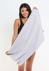 Toalla de microfibra chica 100 x 50 cm gris