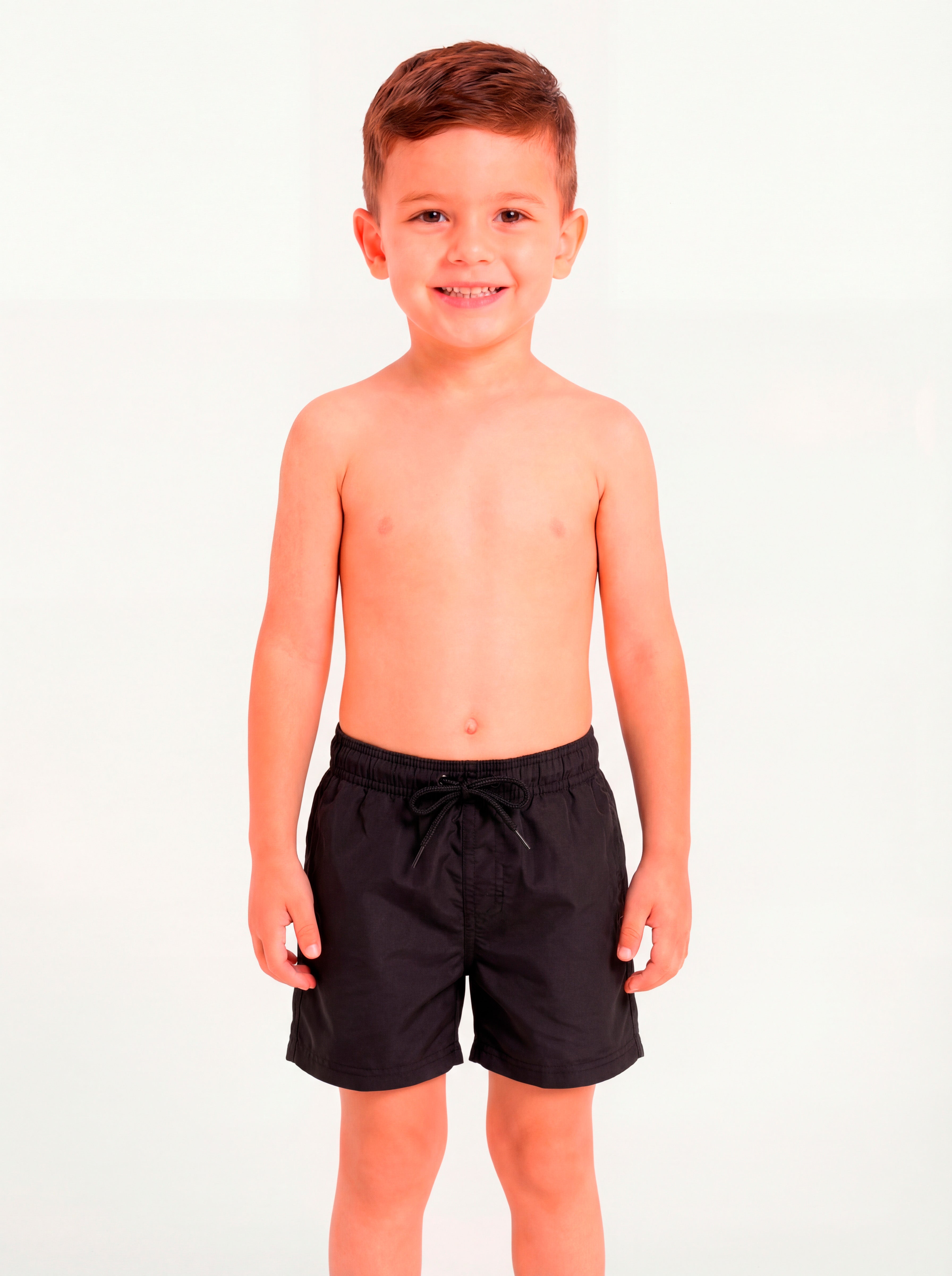 Traje de baño negro short sin malla niño