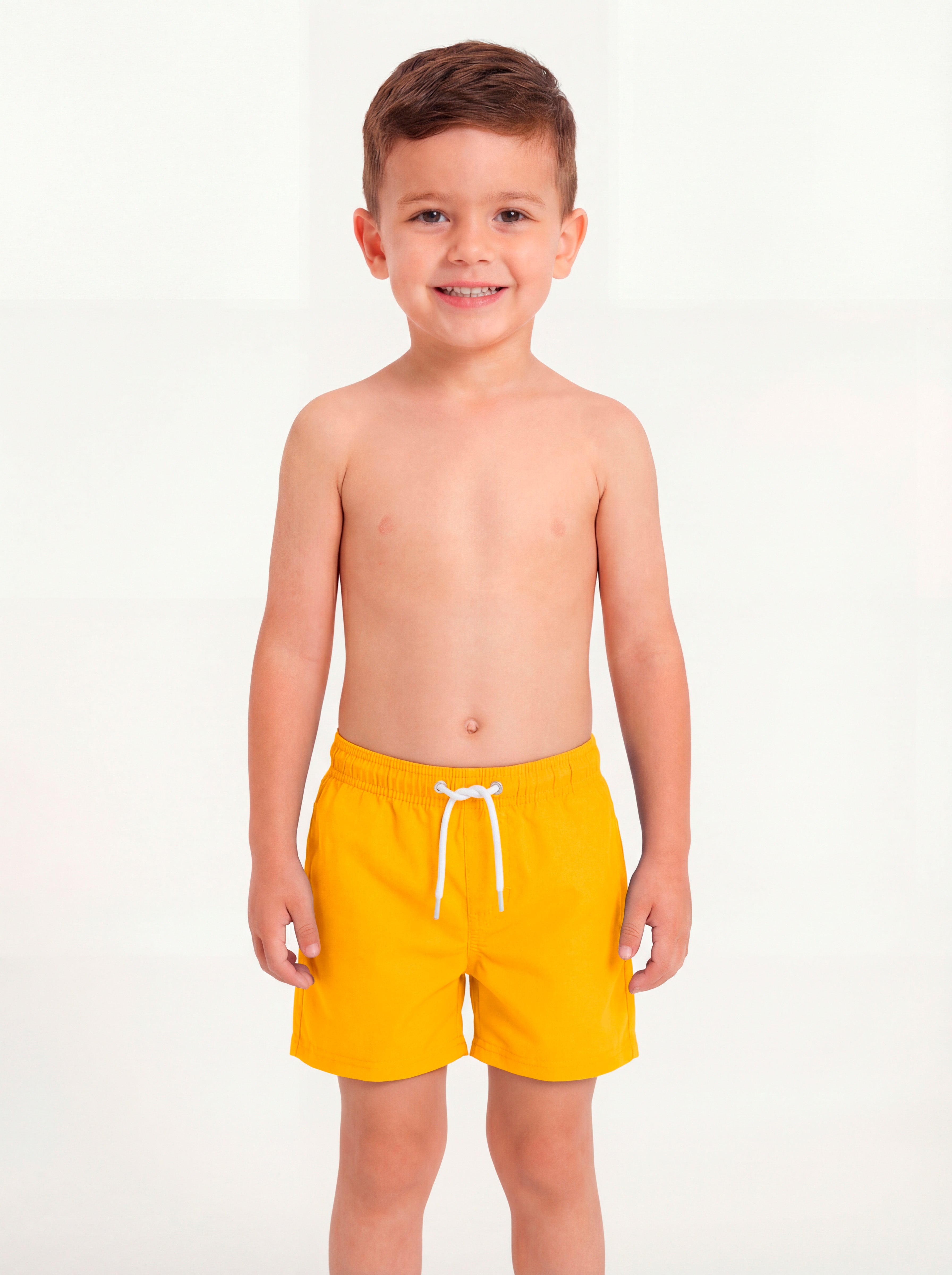 Traje de baño amarillo short sin malla niño