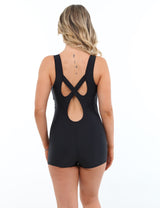 Traje de baño natación pierna corta negro
