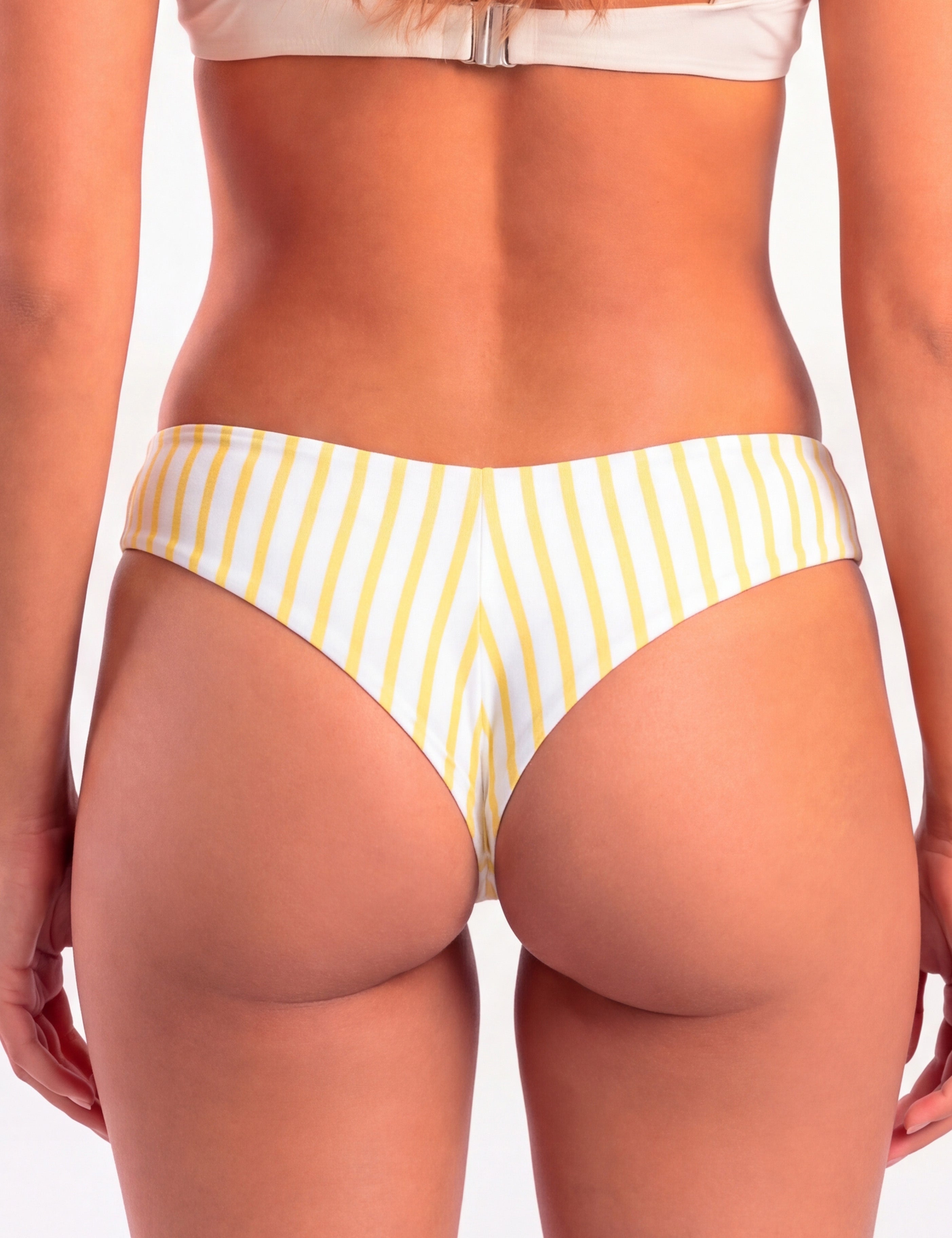 Bikini tanga alto lineas amarillas