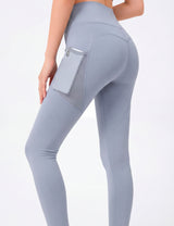 Calza con bolsillo de malla gris claro