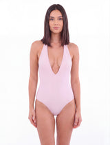 Traje de baño escotado rosado