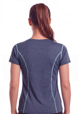 Polera deportiva básica ajustada azul