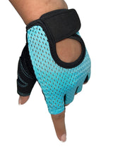 Guantes deportivos celeste