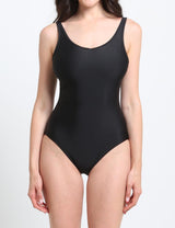 Traje de Baño Deportivo Negro Ajuste Perfecto Corte Espalda en V