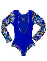 Blue long-sleeved girl's swimsuit 