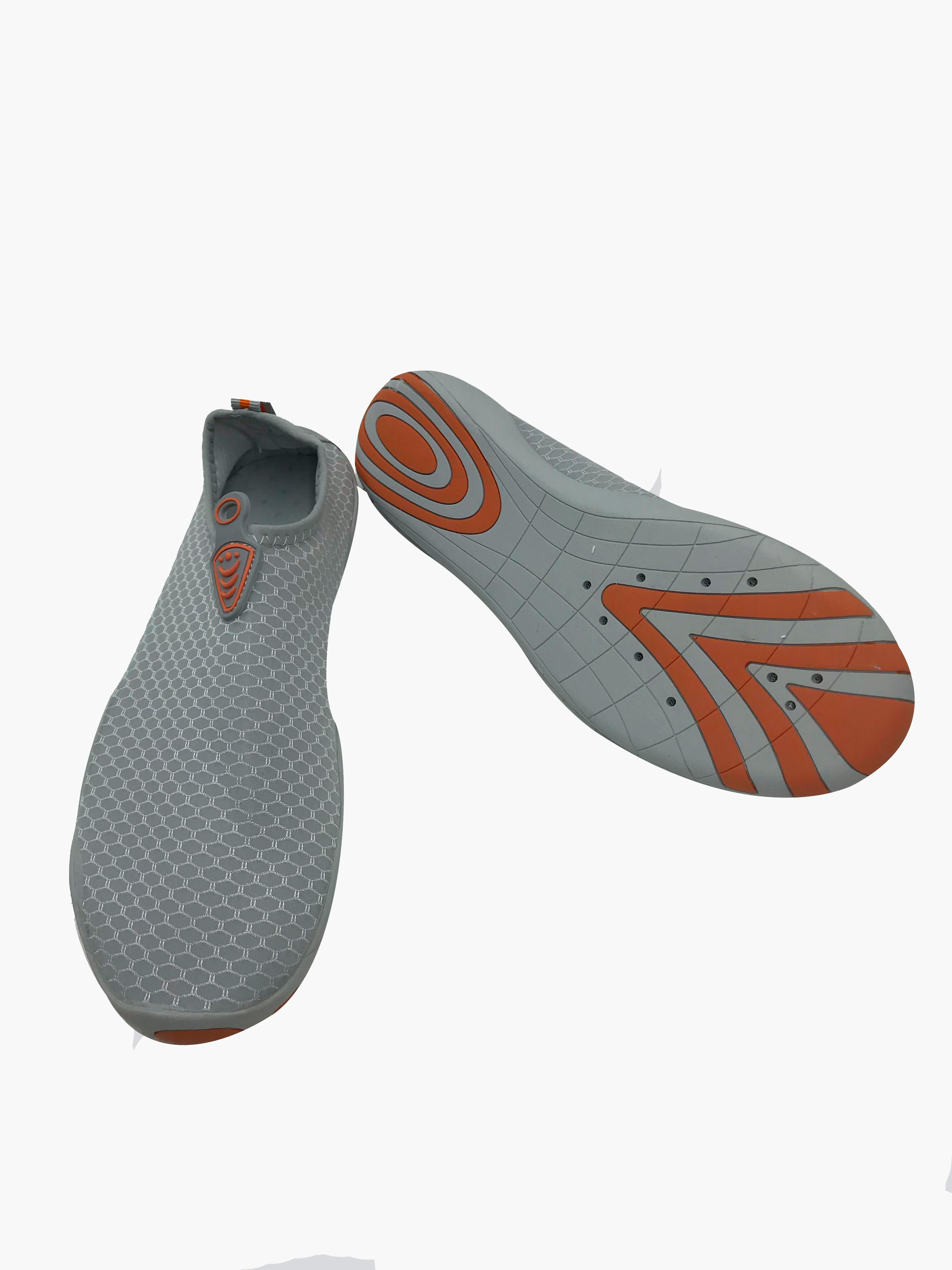 Zapatillas de agua para hombre gris