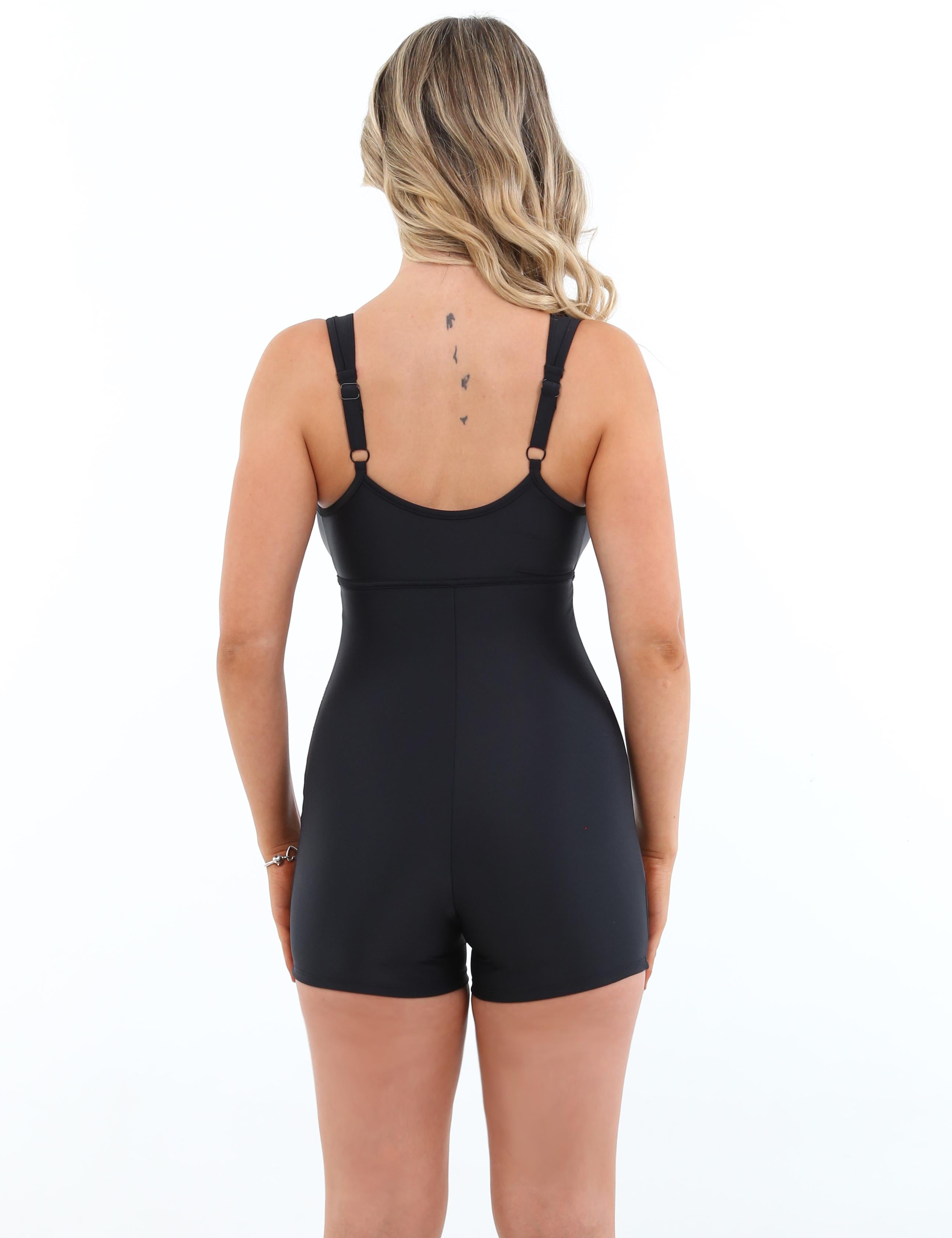 Traje de baño deportivo con piernas negro